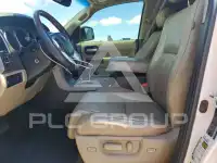 2017 Toyota SEQUOIA фото