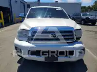 2017 Toyota SEQUOIA фото