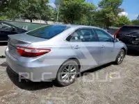 2017 Toyota CAMRY фото