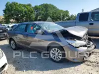 2017 Toyota CAMRY фото
