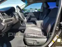 2017 Toyota CAMRY фото