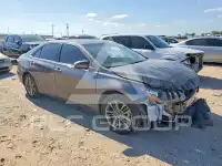 2017 Toyota CAMRY фото