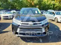 2017 Toyota Highlander фото