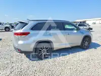 2017 Toyota Highlander фото