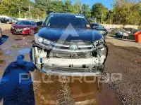 2017 Toyota Highlander photo