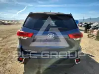 2017 Toyota Highlander фото
