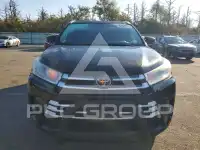 2017 Toyota Highlander photo