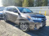 2017 Toyota Highlander фото