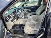 2017 Toyota Highlander photo