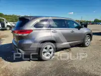 2017 Toyota Highlander photo