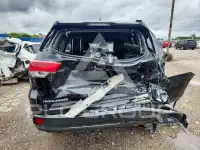 2017 Toyota Highlander photo