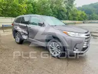2017 Toyota Highlander фото
