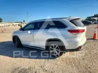2017 Toyota Highlander фото