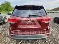 2017 Toyota Highlander фото