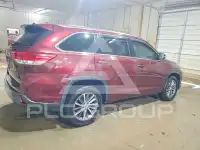 2017 Toyota Highlander photo