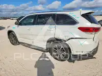 2017 Toyota Highlander фото