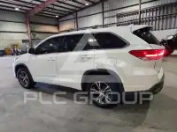 2017 Toyota Highlander photo