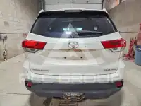 2017 Toyota Highlander фото