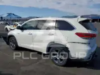 2017 Toyota Highlander photo