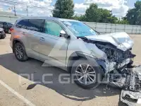 2017 Toyota Highlander фото