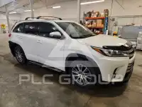 2017 Toyota Highlander photo