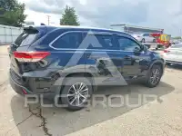 2017 Toyota Highlander фото