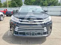 2017 Toyota Highlander фото