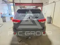 2017 Toyota Highlander photo