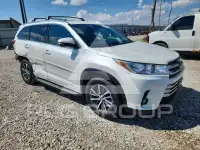 2017 Toyota Highlander фото