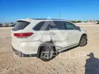 2017 Toyota Highlander фото