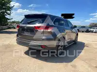 2017 Toyota Highlander фото