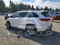 2017 Toyota Highlander photo