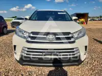 2017 Toyota Highlander фото