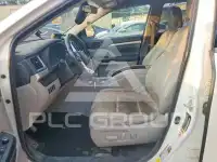 2017 Toyota Highlander photo