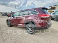 2017 Toyota Highlander photo