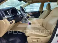 2017 Toyota Highlander photo