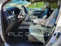 2017 Toyota Highlander photo