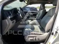 2017 Toyota Highlander фото