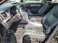 2017 Toyota Highlander фото