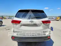 2017 Toyota Highlander фото