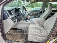 2017 Toyota Highlander photo