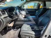 2017 Toyota Highlander фото