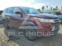 2017 Toyota Highlander photo