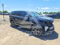 2017 Toyota Highlander photo