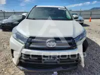 2017 Toyota Highlander фото