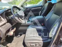 2017 Toyota Highlander photo