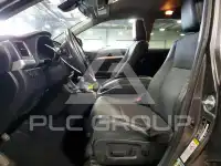 2017 Toyota Highlander photo