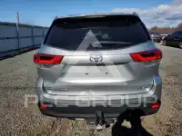 2017 Toyota Highlander фото