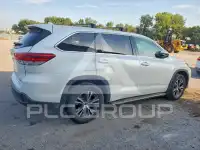 2017 Toyota Highlander фото