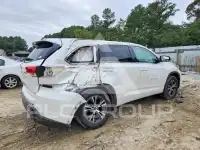 2017 Toyota Highlander photo